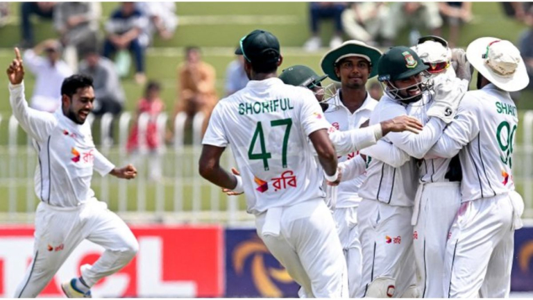 Bangladesh Beat Pakistan In Test Cricket: बांगलादेशने रावळपिंडीत इतिहास रचला, पाकिस्तानचा त्याच्याच घरात 10 गडी राखून केला पराभव