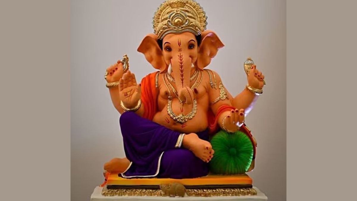 Ganpati Sthapana Muhurat 2024 Marathi: गणेश चतुर्थीला या खास शुभ मुहूर्तावर करा मूर्तीची प्रतिष्ठापना, जाणून घ्या योग्य वेळ आणि नियम