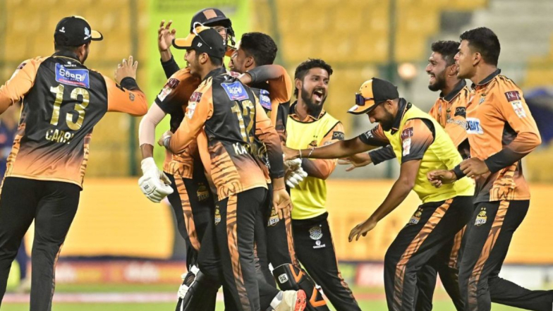 3 Super Overs in T20 Match: क्रिकेटच्या इतिहासात पहिल्यांदाच असे घडले, टी-20 सामन्याचा निकाल आला 3 सुपर ओव्हरनंतर; कोण जिंकलं? पाहा व्हिडिओ