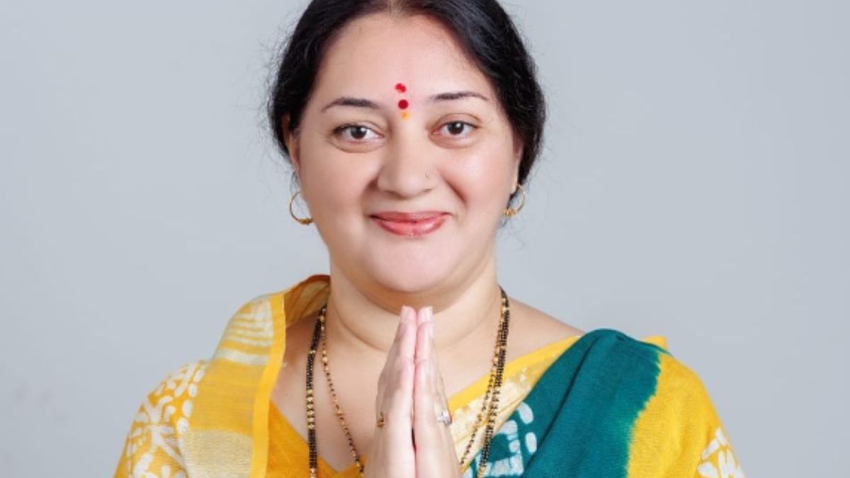 Attack On Ex MLA Sangeeta Thombre: माजी आमदार संगीता ठोंबरे यांच्या कारवर दगडफेक, ठोंबरेंसह ड्रायव्हर जखमी, रुग्णालयात दाखल