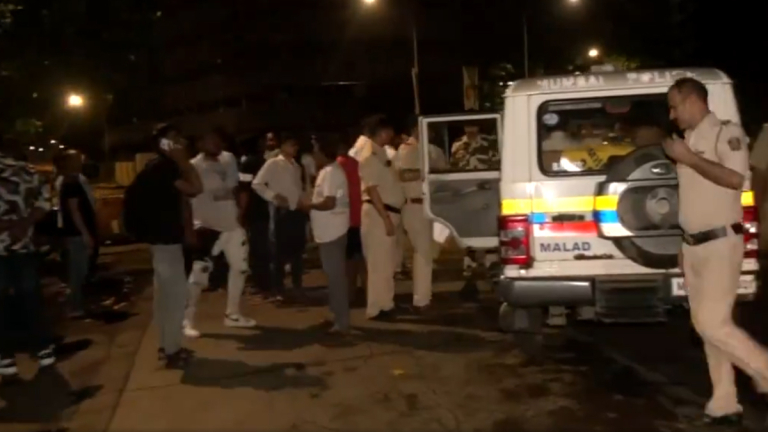 Malad Car Accident: मालाड मध्ये 27 वर्षीय महिलेचा भरधाव गाडीच्या धडकेत मृत्यू