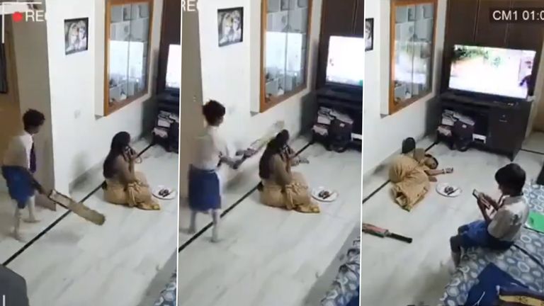 Son Hit Mother With Bat: फोन हिसकावून घेतल्याच्या रागातून 10 वर्षांच्या मुलाचा आईवर बॅटने हल्ला; धक्कादायक व्हिडीओ व्हायरल (Watch)