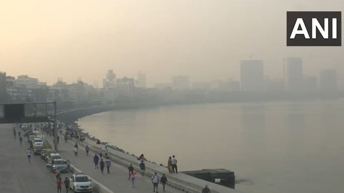 Mumbai Air Pollution: मुंबईतील हवेची गुणवत्ता खालावली; मालाड पश्चिम येथे ‘खराब’ AQI नोंदवला (Watch Video)