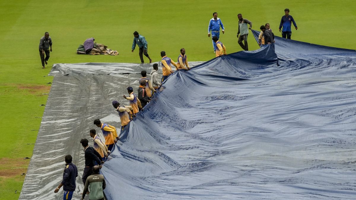 India vs New Zealand 1st Test Day 3 Weather Update Today: तिसऱ्या दिवशी पावसामुळे खेळात येणार व्यत्यय? जाणून घ्या कसे असेल आजचे बंगळुरूचे हवामान