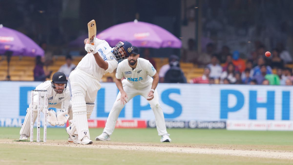 Rishabh Pant Record: बंगळुरू कसोटीत ऋषभ पंतने केली मोठी कामगिरी, भारताच्या महान कर्णधाराचा विक्रम काढला मोडीत