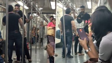 Fight In Delhi Metro: दिल्ली मेट्रोमध्ये 2 तरुणांमध्ये झाले कडाक्याचे भांडण, पुढे जे झाले ते पाहून बसेल धक्का, व्हिडीओ व्हायरल