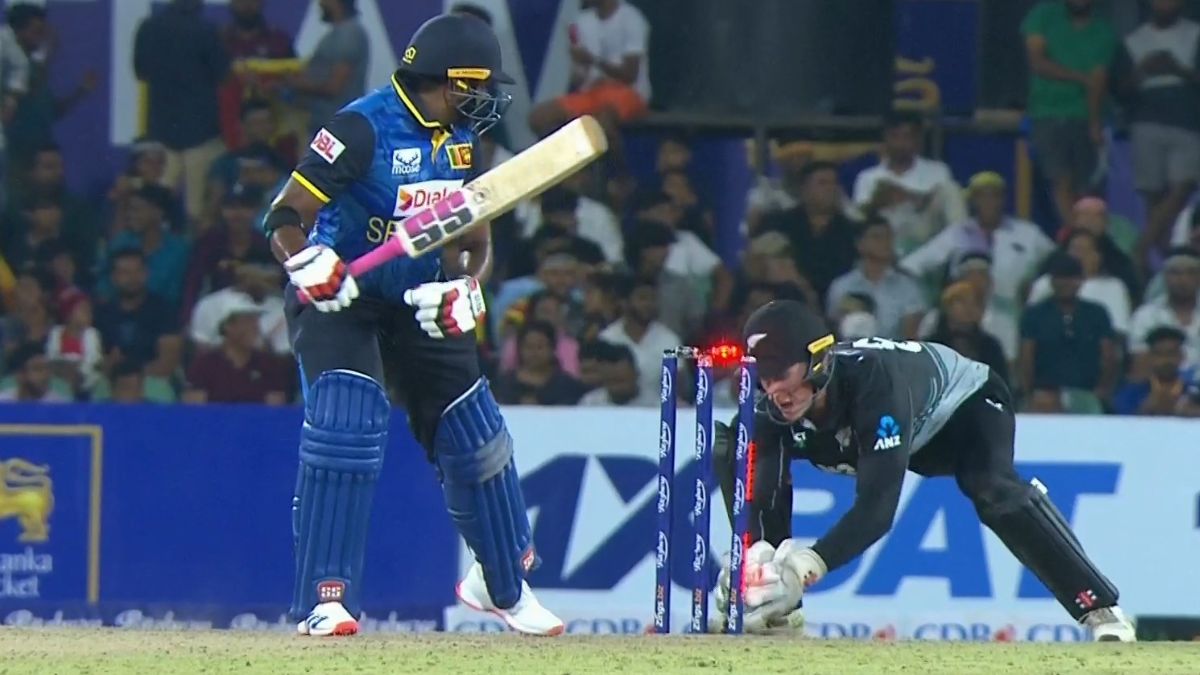 Sri Lanka vs New Zealand 2nd ODI 2024 Live Streaming: दुसऱ्या वनडेत श्रीलंकेला कडवी झुंज देण्यासाठी न्यूझीलंडचा संघ सज्ज, इथे जाणून घ्या भारतात थेट सामन्याचा कधी, कुठे आणि कसा घेणार आनंद