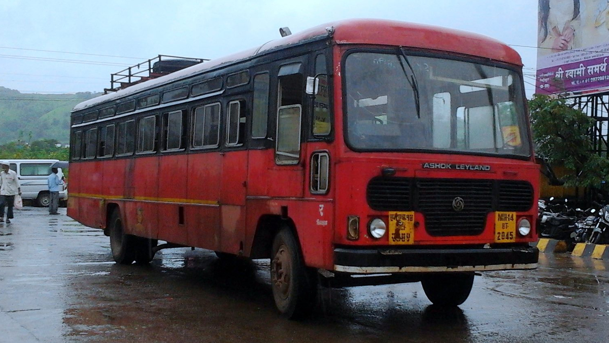 Maharashtra-Karnataka Bus Service Suspended:  कंडक्टरला मारहाण केल्याप्रकरणी महाराष्ट्र-कर्नाटक बस सेवा बंद; आरोपींविरुद्ध गुंड कायद्यांतर्गत गुन्हा दाखल करण्यात येणार