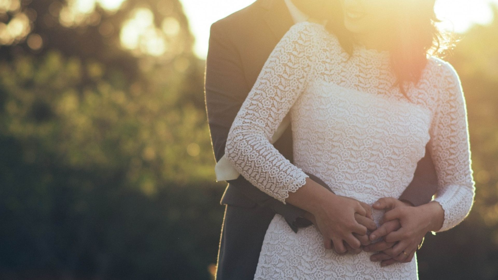जन्मदर घटला, सरकार बनलं मॅचमेकर! सिंगापूरमध्ये  First Date सरकारी डेटिंग सेवा सुरू