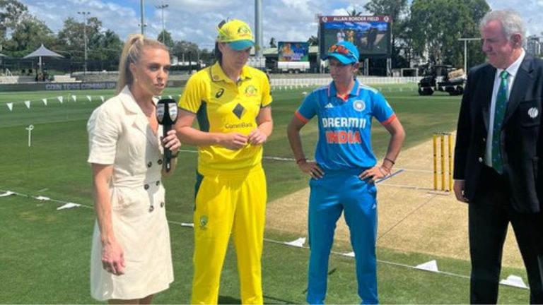 AUS W vs IND W 1st ODI 2024 Toss Update: पहिल्या वनडे सामन्यात नाणेफेकीचा कौल टीम इंडियाच्या बाजूने, फलंदाजी करण्याचा घेतला निर्णय; पाहा प्लेइंग 11