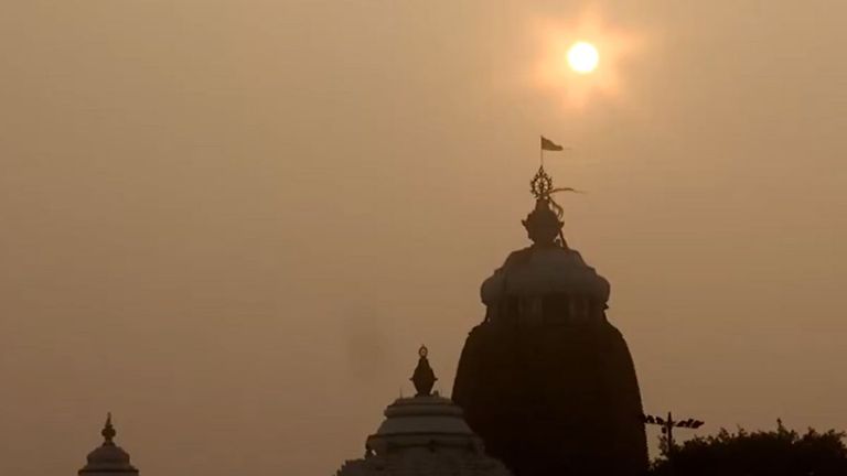 Last Sunset of 2024: भारतात सरत्या वर्षाला निरोपाची सुरूवात; असम, ओडिशा मध्ये सूर्यास्ता चा पहा नजारा (Watch Video)