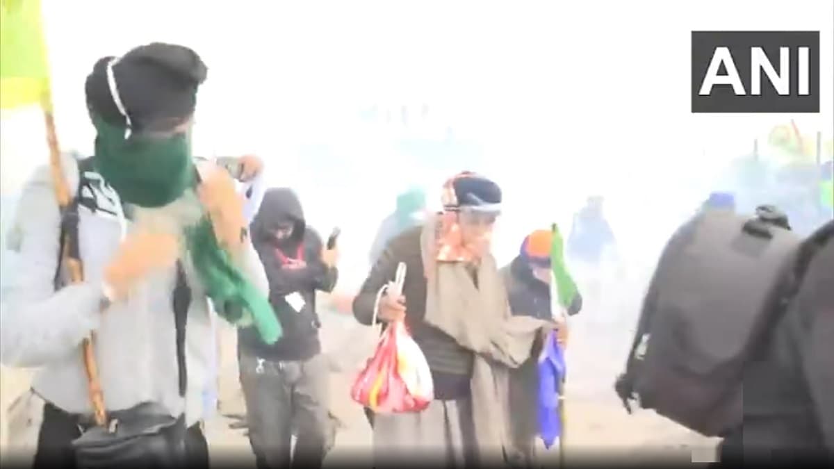 Tear Gas On Farmers Shambhu Border: पोलिसांकडून शेतकरी आंदोलकांवर अश्रुधुराचा मारा, संभू सीमेवर तणाव