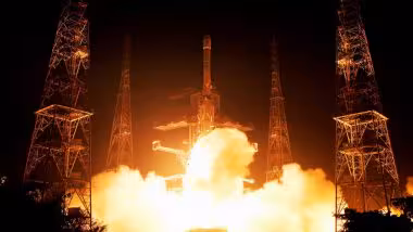 ISRO 100th Mission: श्रीहरिकोटा येथील सतीश धवन अंतराळ केंद्रातून जीएसएलव्ही रॉकेटसह एनव्हीएस-02 उपग्रह नियोजित कक्षेत यशस्वीरित्या लॉन्च