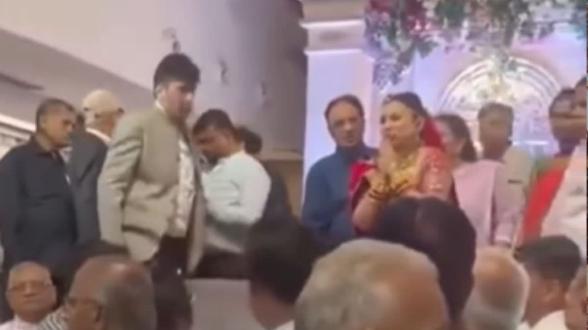 Bride’s Mother Calls Off Wedding Viral Video: लग्नात नवरदेव  दारू पिऊन धिंगाणा करताना पाहून मुलीच्या आईने मोडलं लग्न; सोशल मीडीयात आईच्या भूमिकेचं कौतुक (Watch Video)