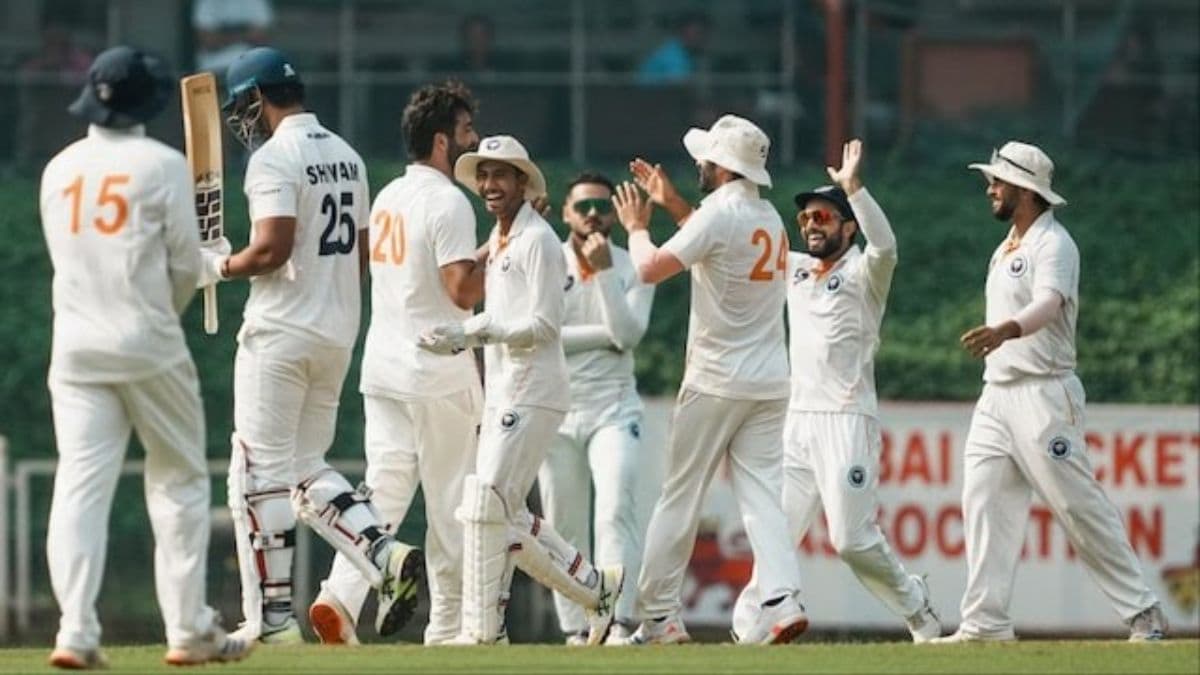 Jammu and Kashmir Beat Mumbai: रोहित शर्माच्या पुनरागमन सामन्यात मुंबईचा दारुण पराभव, जम्मू-काश्मीरचा पाच विकेट राखुन विजय