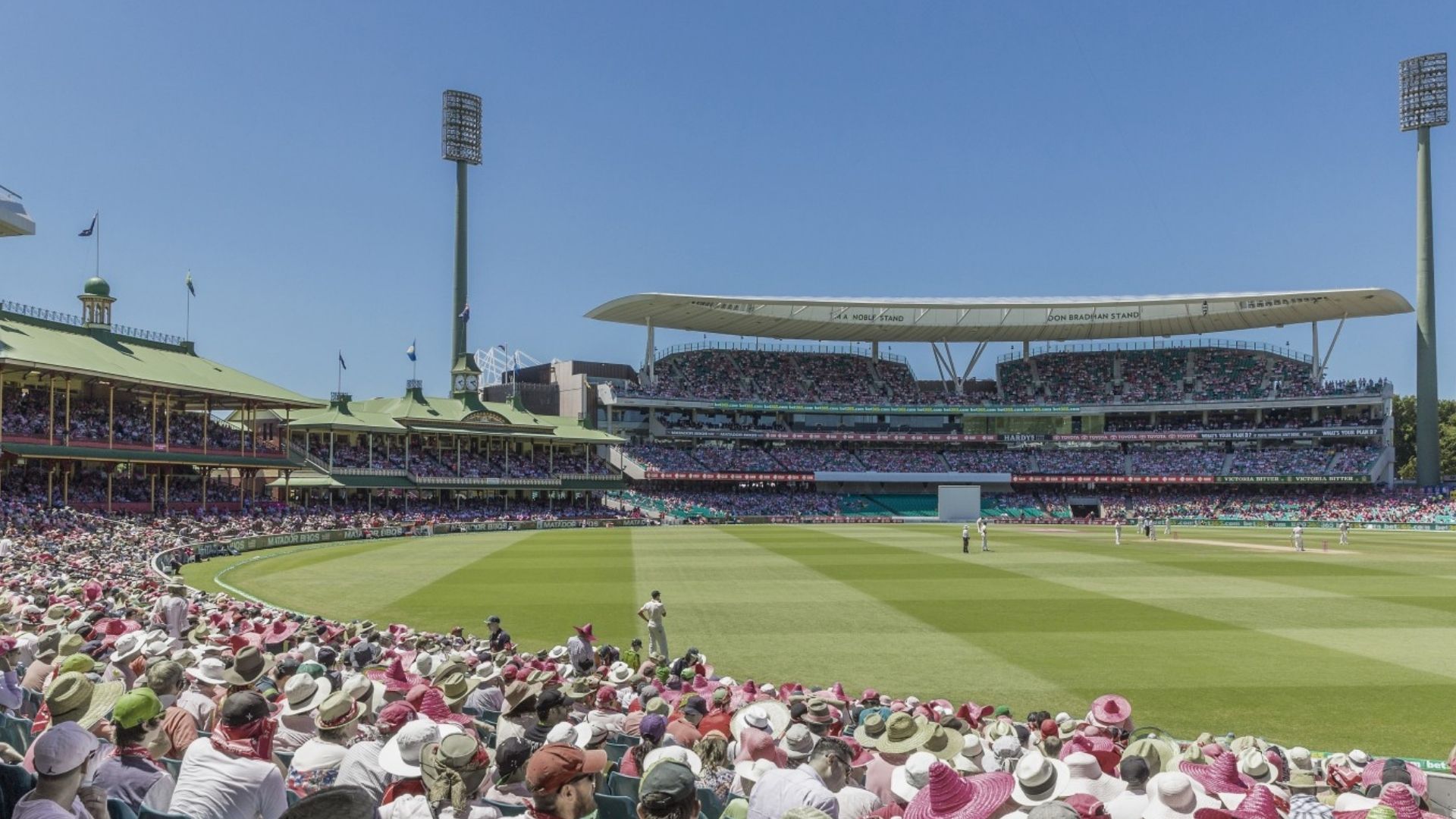AUS W vs ENG W, 1st T20I Match 2025 Pitch Report And Weather Update: ऑस्ट्रेलियाचे फलंदाज की इंग्लंडचे गोलंदाज ठरतील वरचढ; सामन्यापूर्वी खेळपट्टीचा अहवाल आणि हवामानाची स्थिती घ्या जाणून