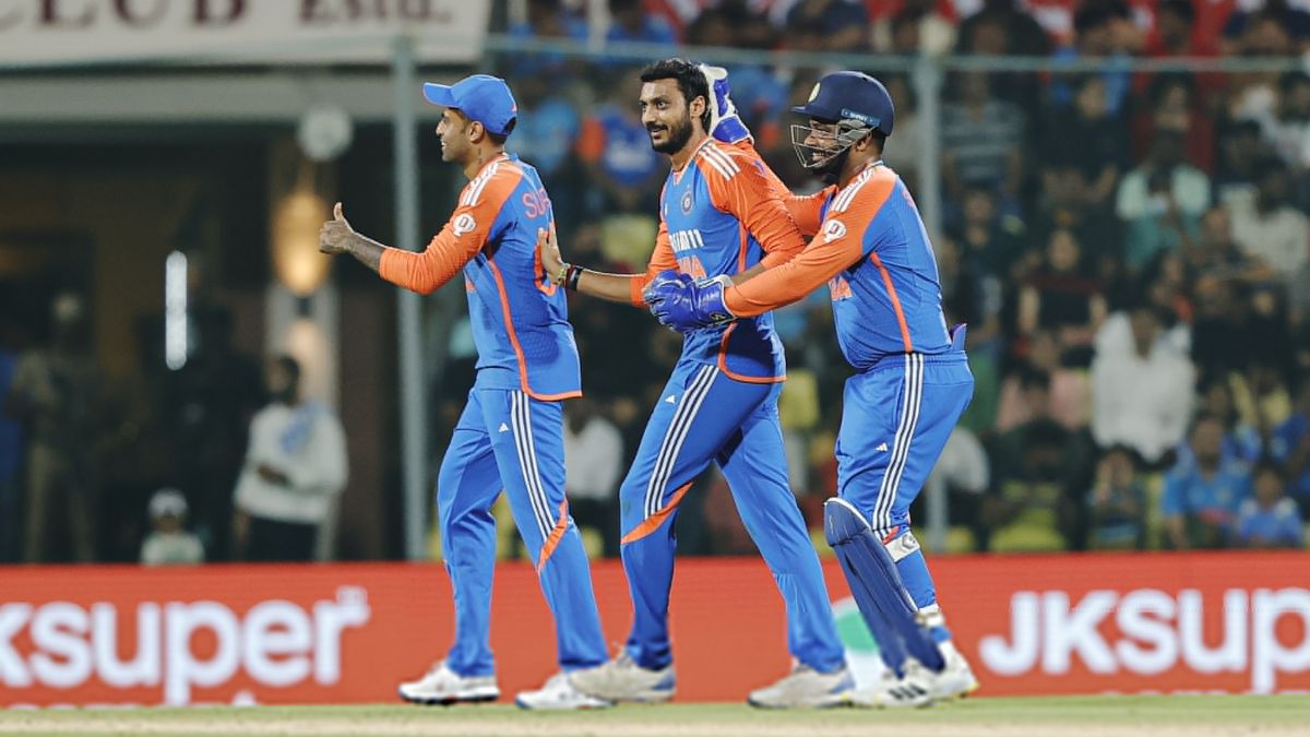 IND vs ENG 4th T20I 2025 Live Score Update: भारताने इंग्लंडला दिला चौथा धक्का, हर्षितने लिव्हिंगस्टोनला केले बाद