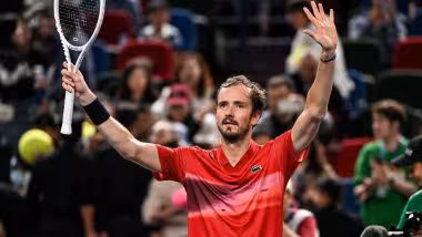 ATP Tour: डॅनिल मेदवेदेवने एका कठीण सामन्यात स्टॅन वॉवरिन्काचा केला पराभव, एटीपी रॉटरडॅम ओपनमध्ये केले पुनरागमन