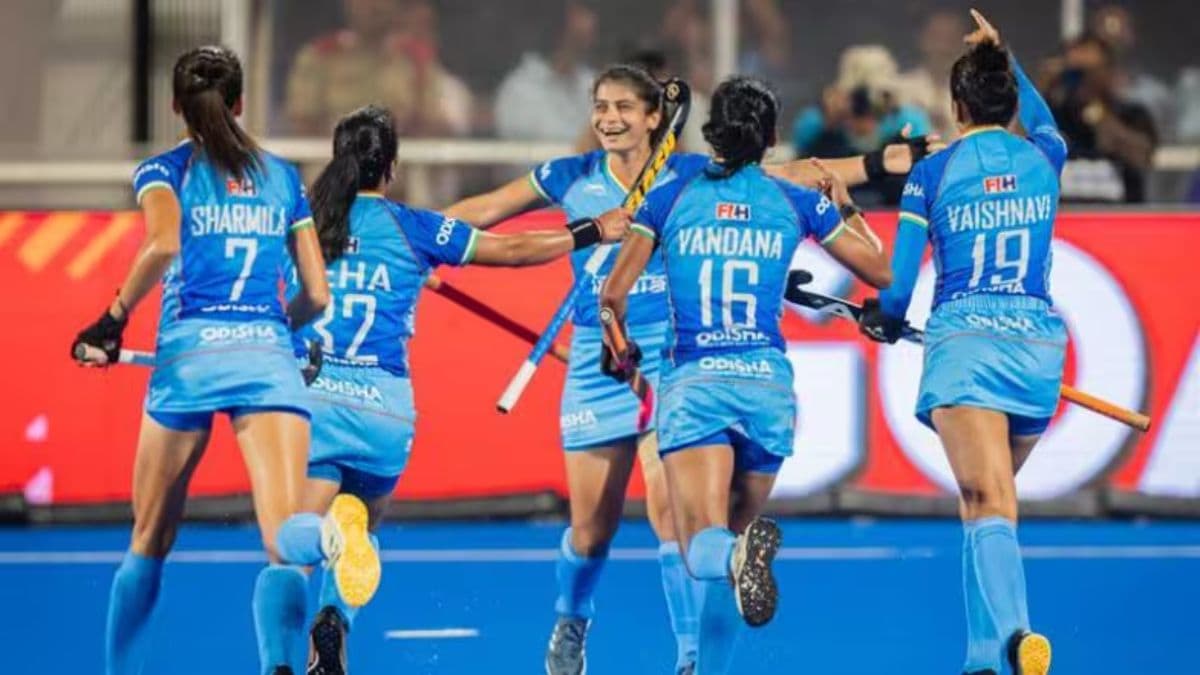 FIH Pro League 2024-25: भारतीय महिला राष्ट्रीय हॉकी संघाचे इंग्लंडविरुद्ध दमदार प्रदर्शन; 3-2 ने सामना जिंकला