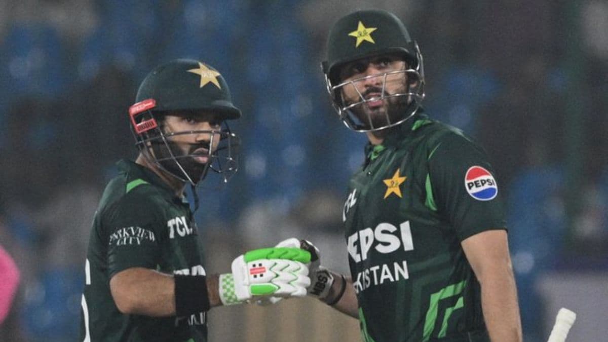 PAK Beat SA 3rd ODI Match 2025 Scorecard: चॅम्पियन्स ट्रॉफीपूर्वी पाकिस्तानने सर्वात मोठ्या धावांचा केला पाठलाग, 6 विकेटने दक्षिण आफ्रिकेचा केला पराभव; तिरंगी मालिकेच्या अंतिम फेरीत केला प्रवेश