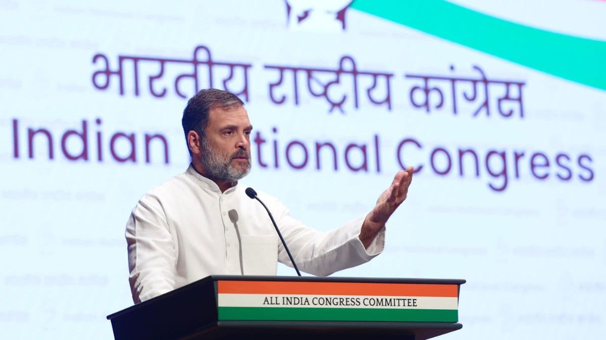 Rahul Gandhi on Adani Query in US: अदानीवरुन प्रश्न, नरेंद्र मोदी यांचे मौन;  राहुल गांधी यांची सडकून टीका