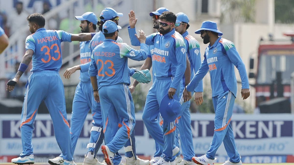 IND vs PAK 5th Match Live Score Update: अक्षर पटेलने पाकिस्तानला दिला तिसरा मोठा धक्का, रिझवान 46 धावा करुन बाद