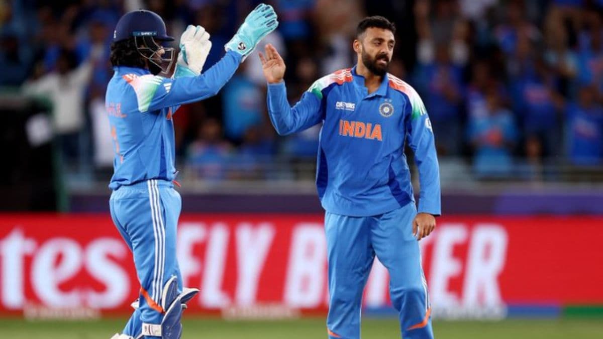 India Beat New Zealand 12th Match Scorecard: न्यूझीलंडविरुद्ध भारताचा 44 धावांनी शानदार विजय, चक्रवर्तीने घेतल्या पाच विकेट; उंपात्य फेरीत ऑस्ट्रेलियाशी होणार लढत