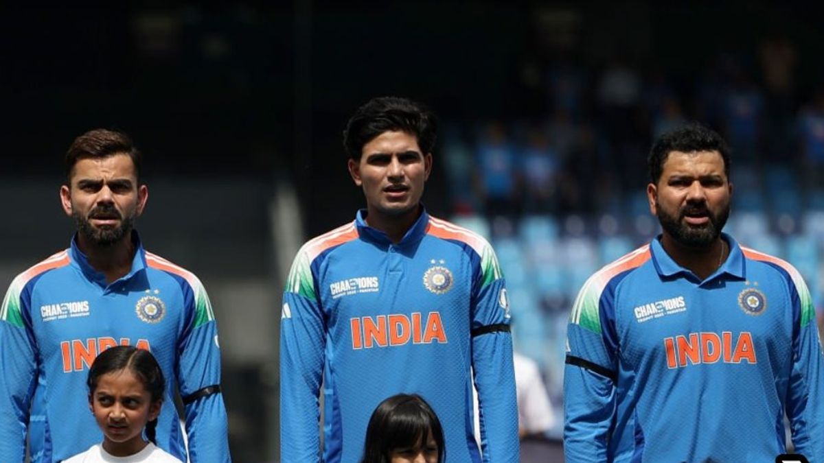 IND vs AUS 1st Semi-Final: सेमीफायनल सामन्यात टीम इंडिया काळी पट्टी घालून मैदानात का उतरली? यामागील जाणून घ्या कारण