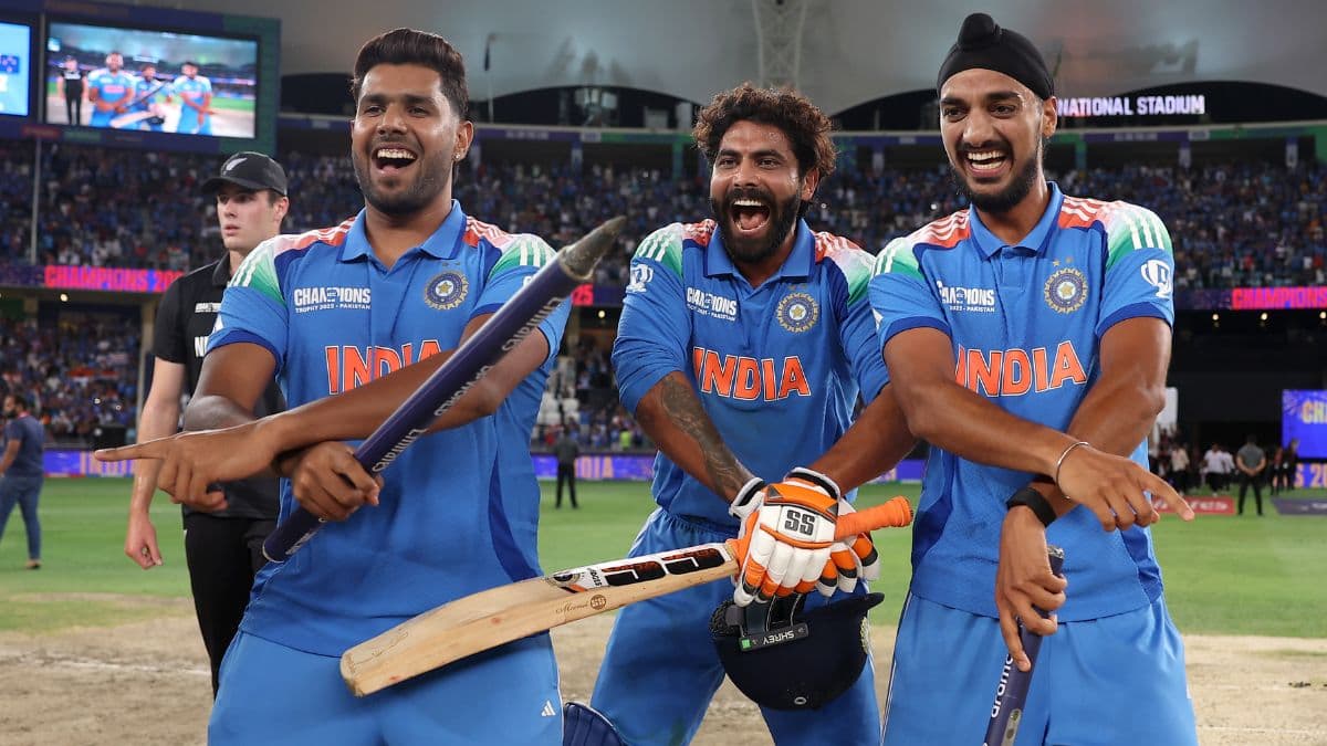 Team India Celebration: जडेजाचा गंगनम डान्स, कोहली-रोहितचा अनोखा सेलिब्रेशन, चॅम्पियन झाल्यानंतर टीम इंडिया सेलिब्रेशनमध्ये मग्न