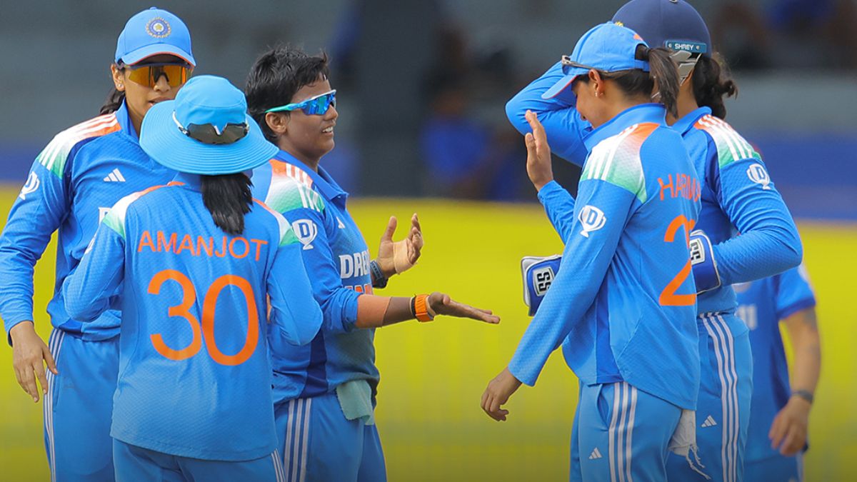 India W Beat South Africa W: भारतीय महिला संघाकडून दक्षिण आफ्रिकेचा संघ पराभूत, स्नेह राणाने घेतले पाच विकेट्स