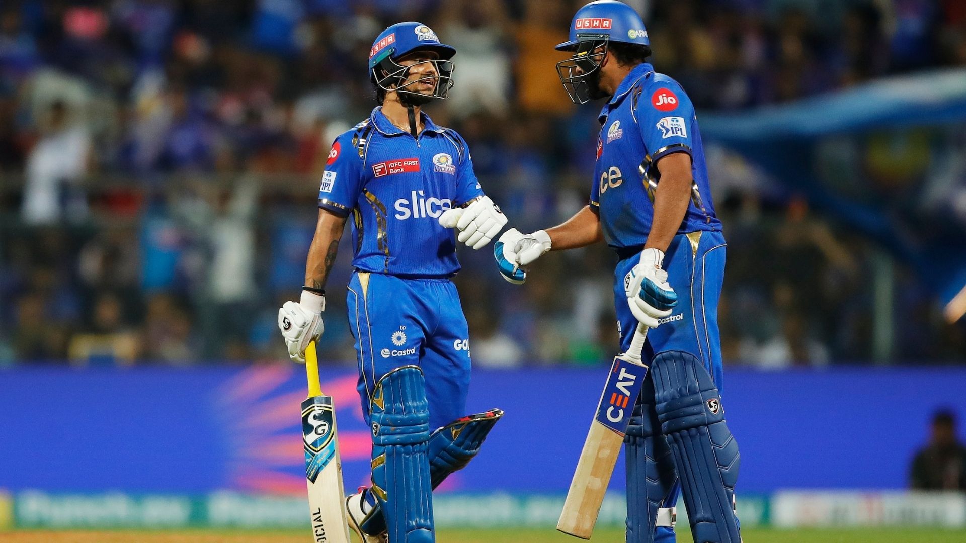 MI vs RCB TATA IPL 2025 Live Screening In Theater: मुंबई इंडियन्स आणि रॉयल चॅलेंजर्स बंगळुरू यांच्याील सामना थिएटरमध्ये थेट पहाता येणार; कसा पहाल सामना?