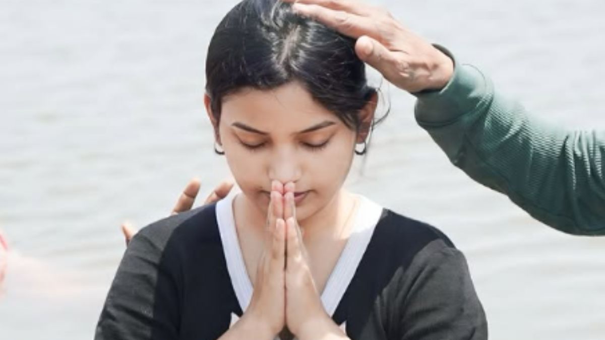 Fandry फेम अभिनेत्री राजेश्वरी खरात ने धर्म बदलला? जाणून घ्या Baptism म्हणजे  ख्रिस्ती धर्मातील नेमका विधी काय