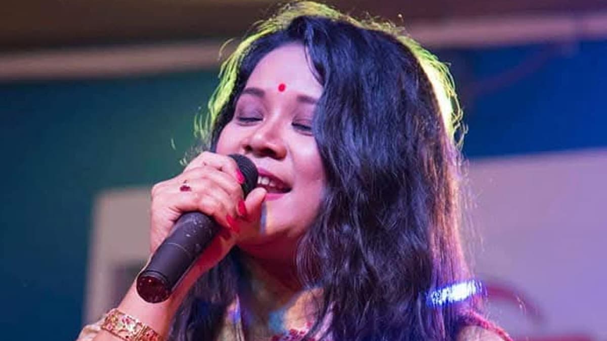 Gayatri Hazarika Passes Away: प्रसिद्ध आसामी गायिका गायत्री हजारिका यांचे कर्करोगाने निधन; 44 व्या वर्षी घेतला अखेरचा श्वास