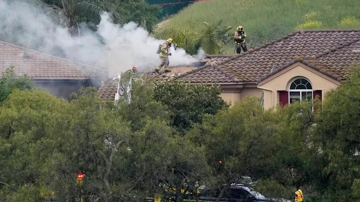 Plane Crash in California: कॅलिफोर्नियामध्ये विमान अपघात; पायलटचा मृत्यू