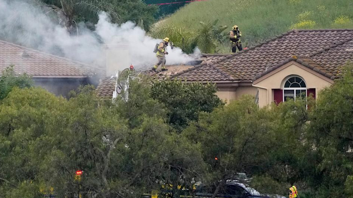 Plane Crash in California: कॅलिफोर्नियामध्ये विमान अपघात; पायलटचा मृत्यू