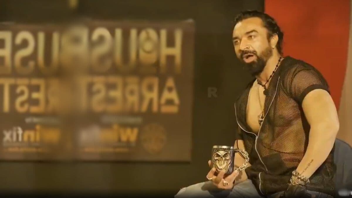 House Arrest Web Show Controversy: अभिनेता एजाज खान याच्याविरुद्ध एफआयआर दाखल; Ullu App वर अश्लील सामग्री पसरवल्याचा आरोप