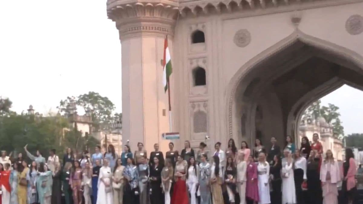 Telangana मध्ये यंदा 72व्या Miss World Pageant चं आयोजन; 109 देशातील Miss World दिली Charminar ला भेट