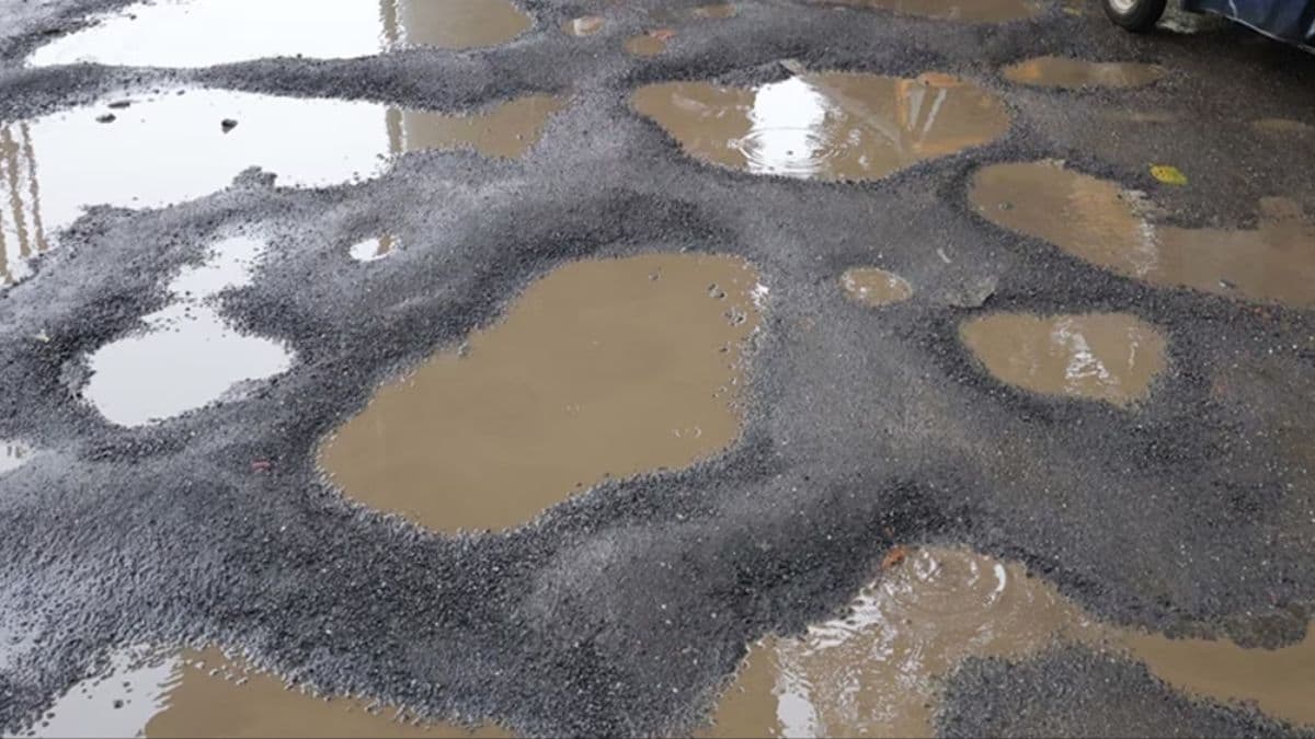 Mumbai Monsoon Road Repairs: पावसाळ्यातील रस्ता सुरक्षा, दुरुस्तीसाठी BMC खर्चणार तब्बल 50.86 कोटी रुपये