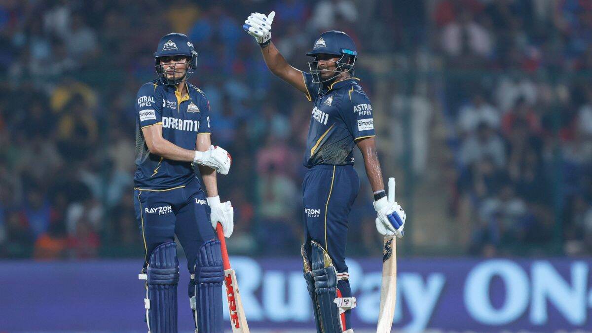 Gujarat Beat Delhi IPL 2025: गुजरातने दिल्लीचा 10 गडी राखून केला पराभव, सुदर्शन-गिलने ठरले विजयाचे हिरो, प्लेऑफसाठी केला प्रवेश