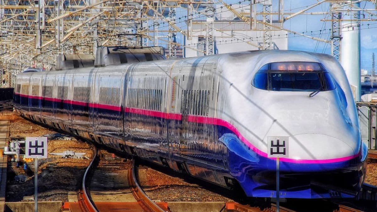 Mumbai-Ahmedabad Bullet Train: खुशखबर! मुंबई-अहमदाबाद बुलेट ट्रेन 2028 पर्यंत गुजरातमध्ये, तर 2030 पर्यंत महाराष्ट्रात धावण्याची शक्यता