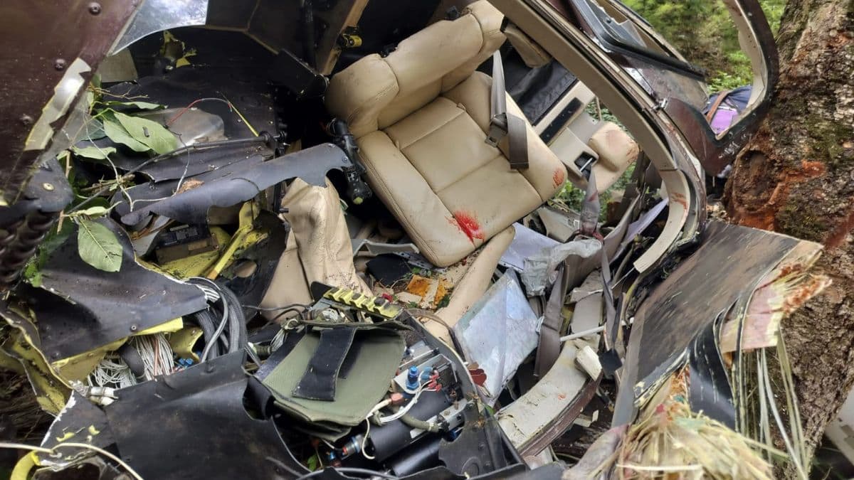 Uttarakhand Helicopter Crash:  उत्तराखंडच्या उत्तरकाशीमध्ये भागीरथी नदीजवळ हेलिकॉप्टर कोसळले, 5 जणांचा मृत्यू