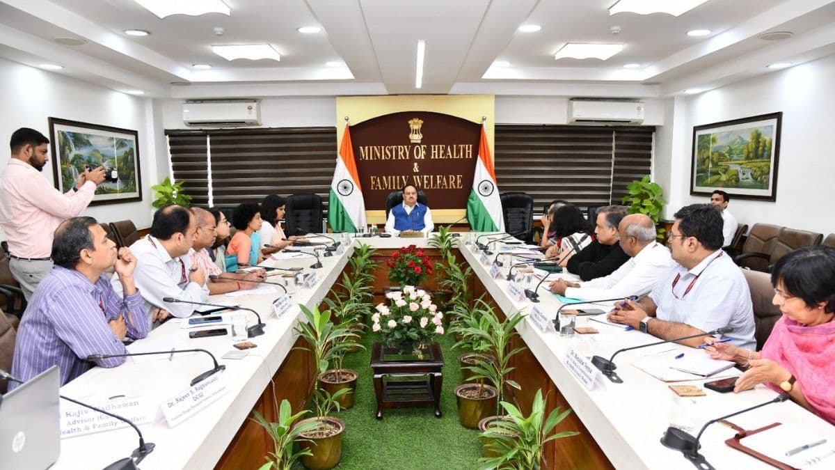 India-Pakistan War: भारत-पाकिस्तान तणावाच्या पार्श्वभूमीवर जेपी नड्डा यांची अधिकाऱ्यांसोबत बैठक; वैद्यकीय व्यवस्थेचा घेतला आढावा