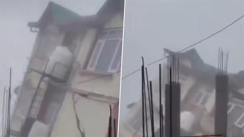 Building Collapse In Shimla: शिमलामध्ये 5 मजली इमारत पत्त्यांच्या घरासारखी कोसळली (Watch Video)