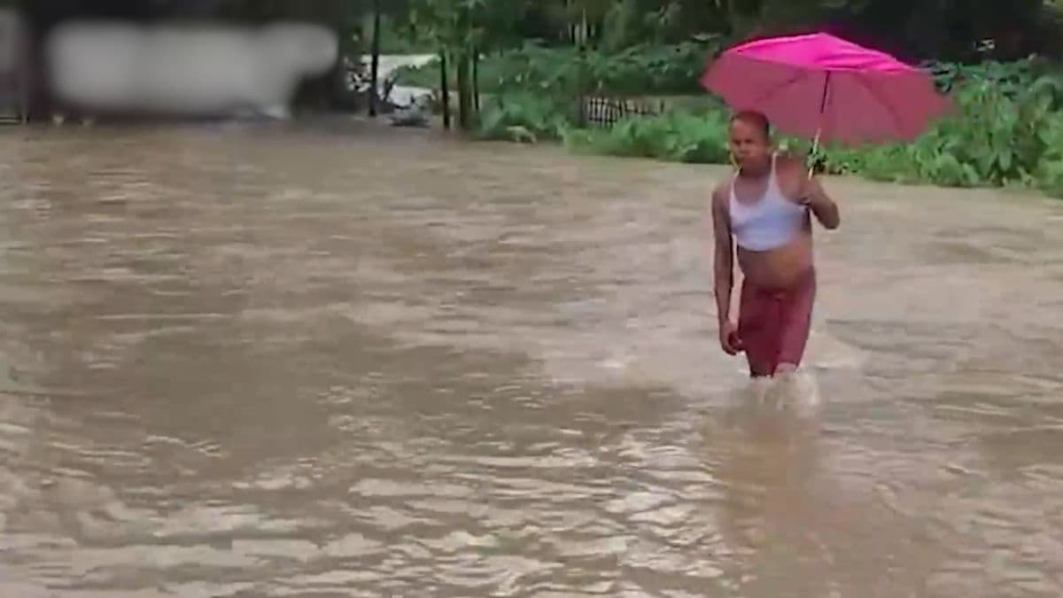 Assam Flash Floods: ईशान्येकडील राज्यात अचानक आलेला पूर आणि भूस्खलन; 30 जणांचा मृत्यू, गुवाहटी येथे पावसाने मोडला 67 वर्षांचा विक्रम