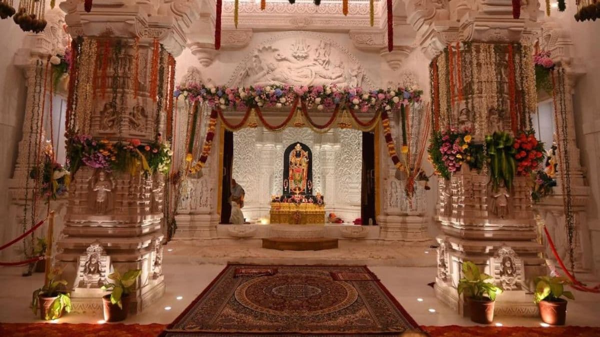 Ayodhya Ram Mandir: अयोध्या राम मंदिरात वापरले गेले तब्बल 45 किलो शुद्ध सोने; किंमत अंदाजे 50 कोटी रुपये, सध्या दर्शनासाठी पास अनिवार्य