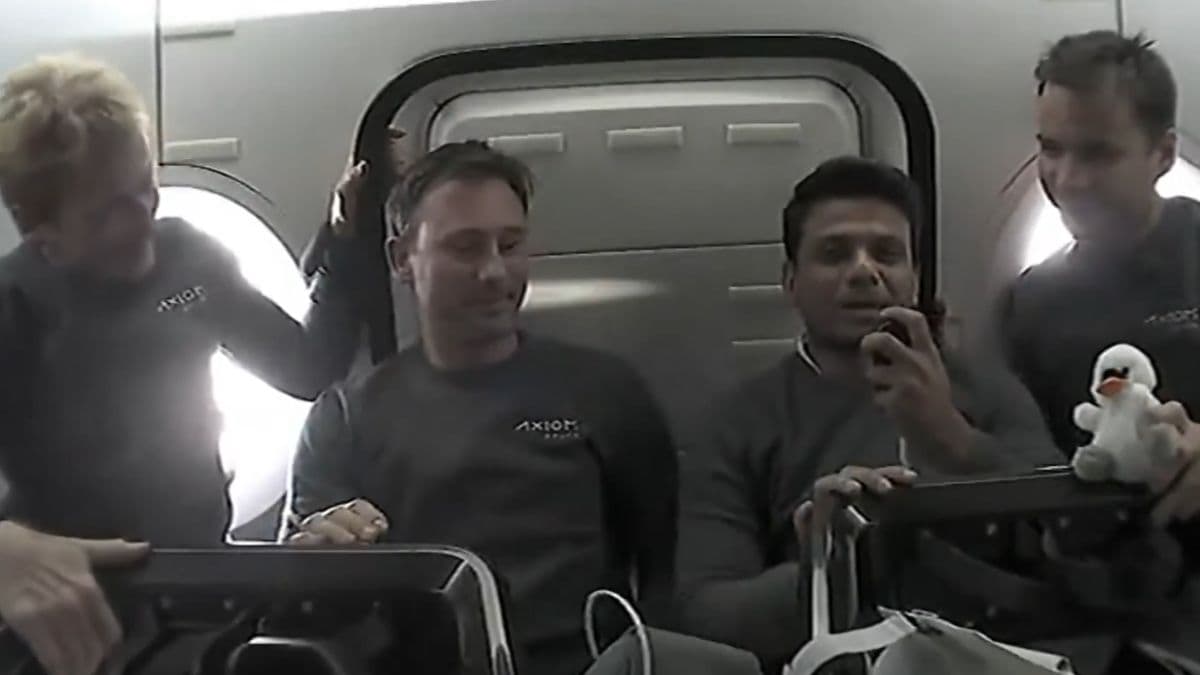 Shubhanshu Shukla Drops Another Message From Space: ISS मध्ये प्रवेश करणारे शुभांशू शुक्ला ठरणार पहिले भारतीय; पहा त्यांचा अंतराळ प्रवासाचा अनुभव (Watch Video)