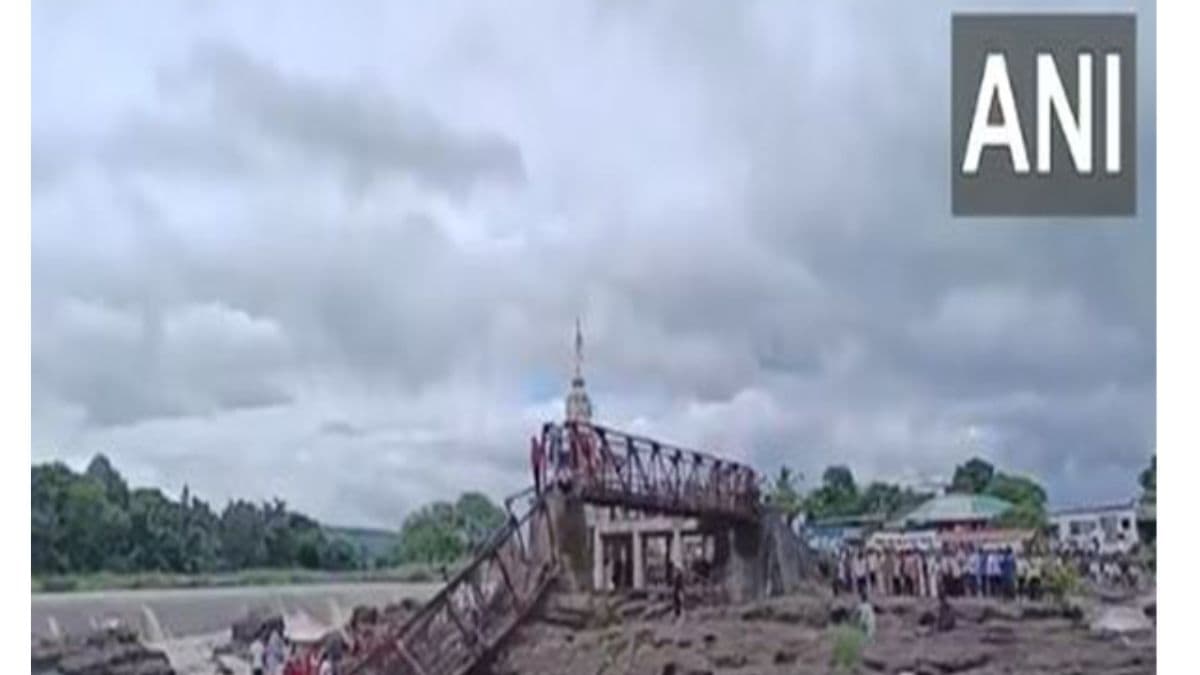 Indrayani River Bridge Collapse: इंद्रायणी पूल दूर्घटनेतील मृतांच्या कुटुंबीयांना 5 लाख रुपयांची मदत; जिल्हाधिकाऱ्यांची माहिती