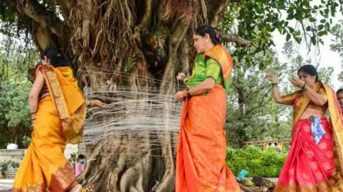 Vat Purnima 2025: वट सावित्री पौर्णिमेच्या व्रतादरम्यान लक्षात ठेवा 'या' गोष्टी, अन्यथा मिळणार नाही उपवासाचे फळ