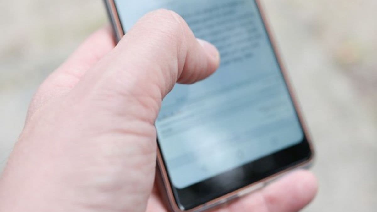 Manipur Internet Suspension: मणिपूर राज्यात 5 जिल्ह्यांमध्ये Mobile Data, VPN सेवा बंद; कायदा व सुव्यवस्थेचा प्रश्न गंभीर