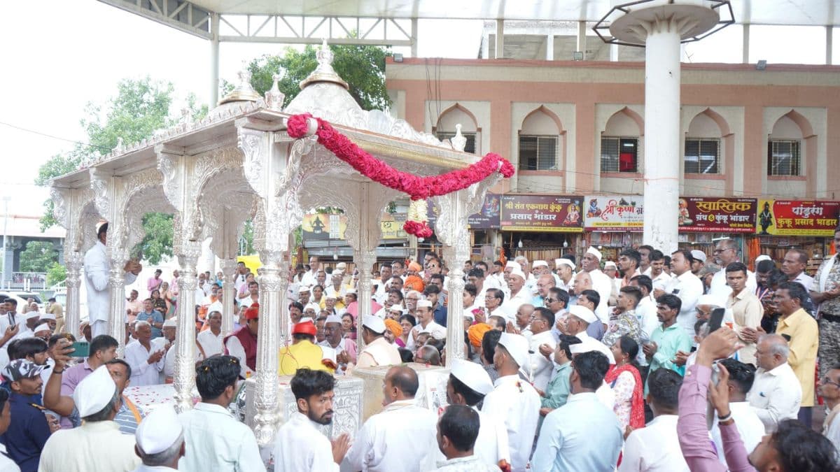 Ashadhi Wari 2025: आषाढी वारी मध्ये आज पैठण मधून संत एकनाथांच्या पालखीचे प्रस्थान; 120 किलो शुद्ध चांदीचा रथ सज्ज